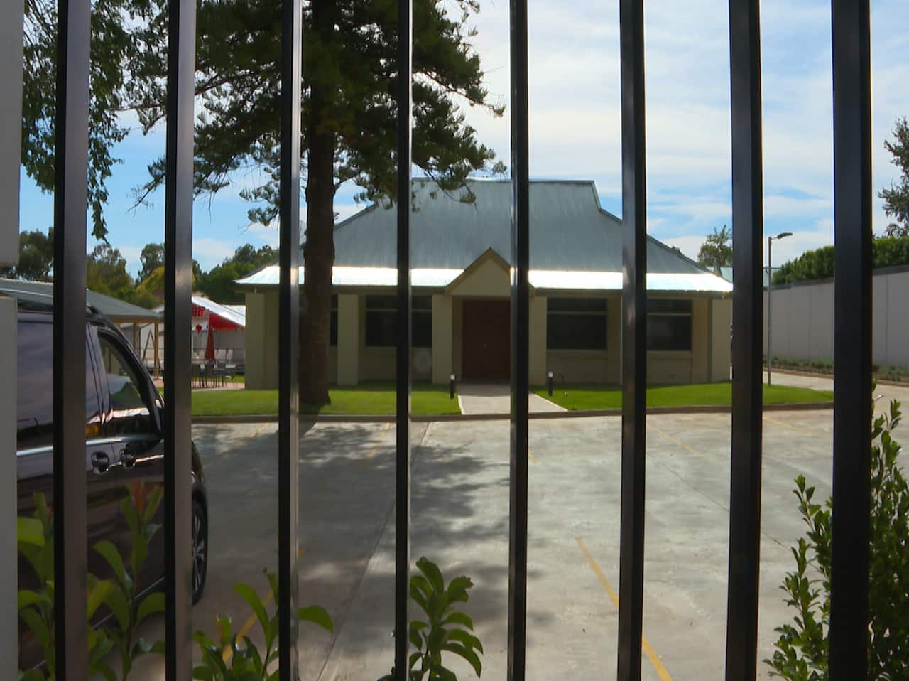 The new building was opened last week. 