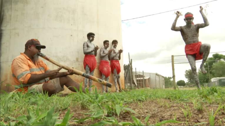 The Kulgoodah dance group comprise of upwards of 40 dancers from 52 tribes.  