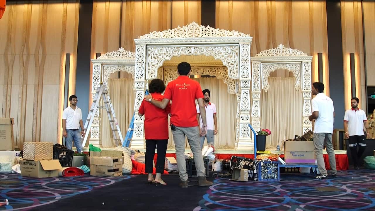 Nita designs all her own décor pieces and has them made in India for her events. For example for Hindu weddings a ‘mandap’ featured here is compulsory.