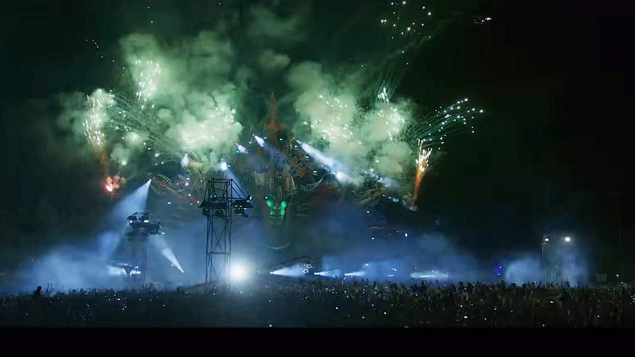 The music festival attracts 30 thousand people.