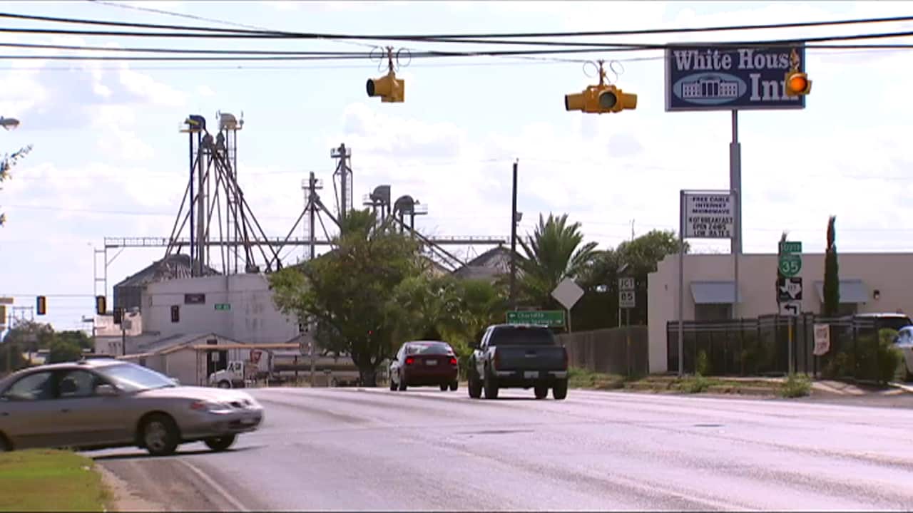 Streets of Dilley (SBS)