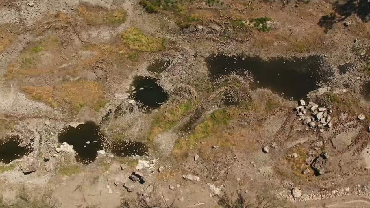 The Barkindji community are devastated to see the long reach of the Darling river disconnected in sections.