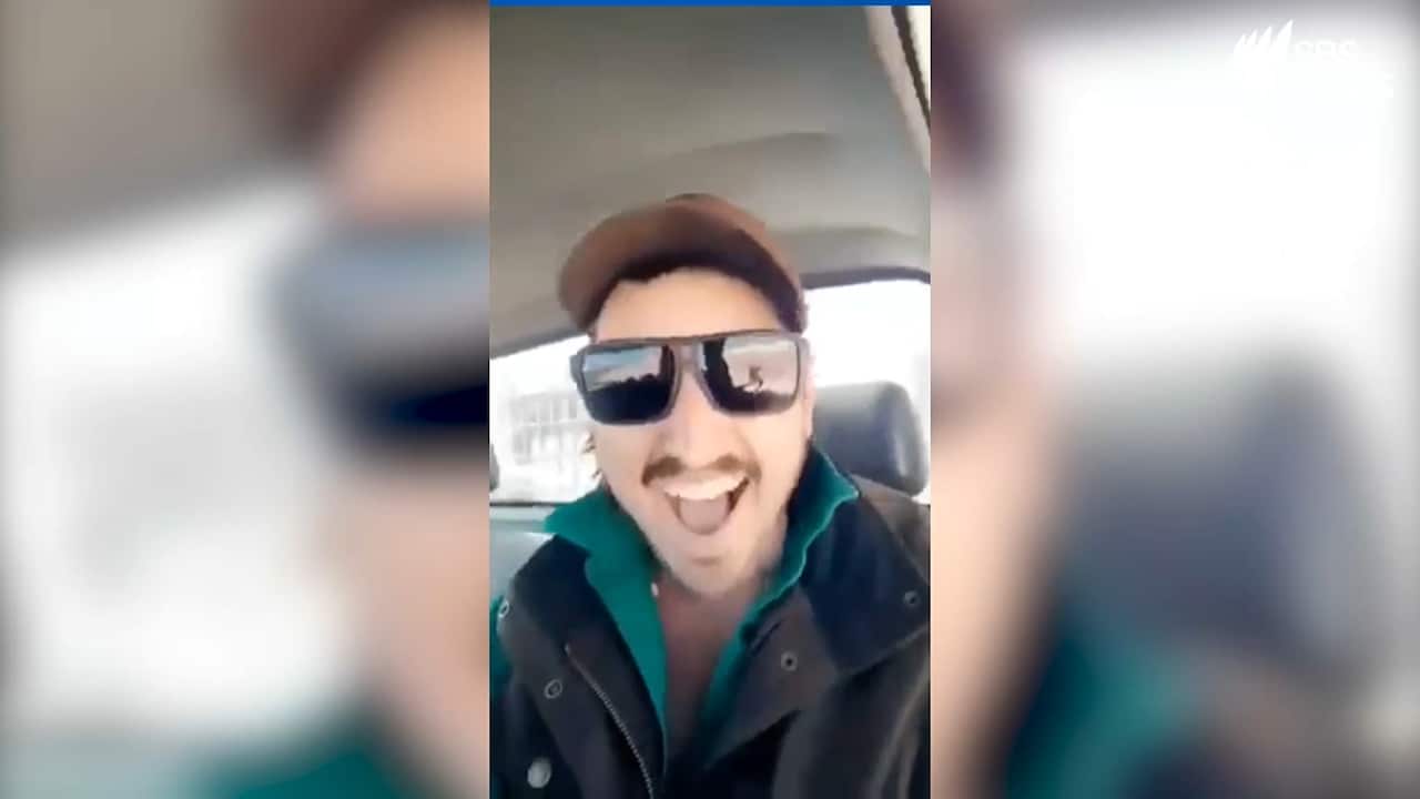 Authorities are trying to identify this driver who appears to deliberately kill emus. 