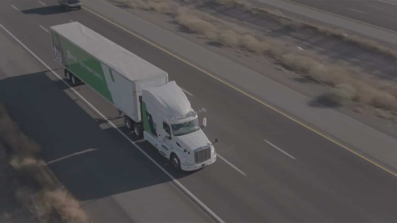 Self-driving trucks begin mail delivery trial for U.S. Postal Service