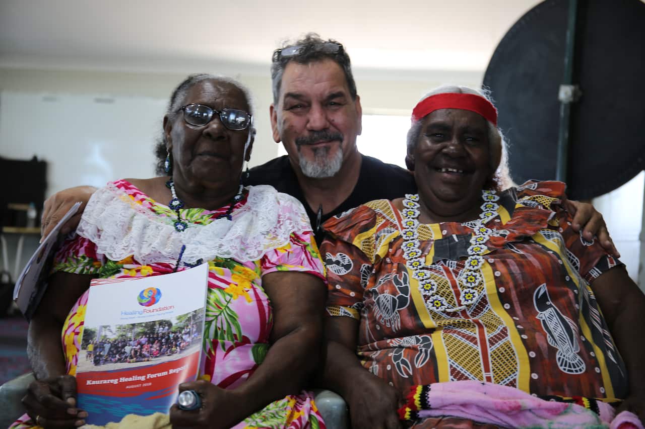 Grant Sara and Kaurareg Elders.