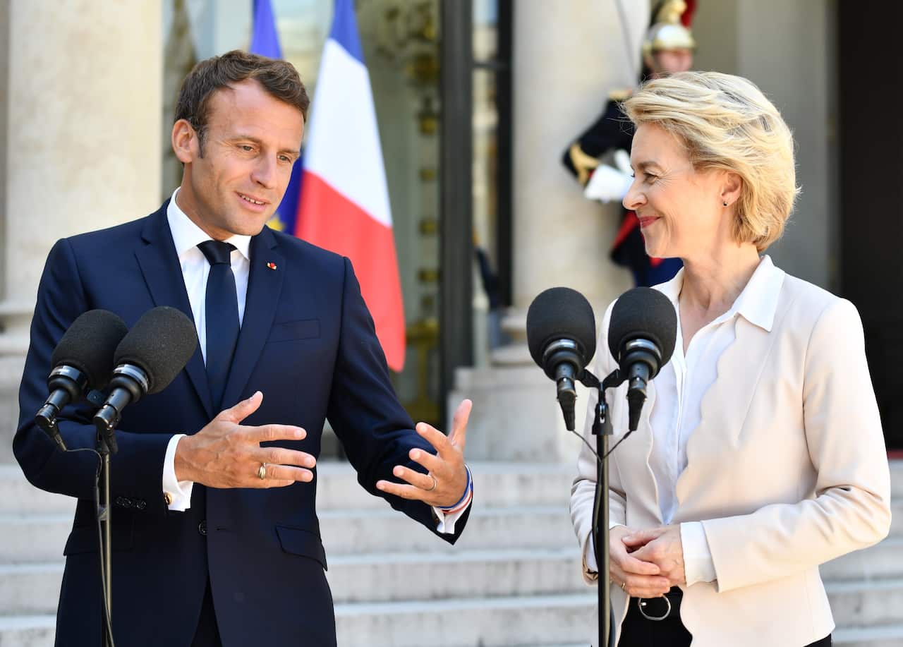 Emmanuel Macron and Ursula von der Leyen meeting in Paris