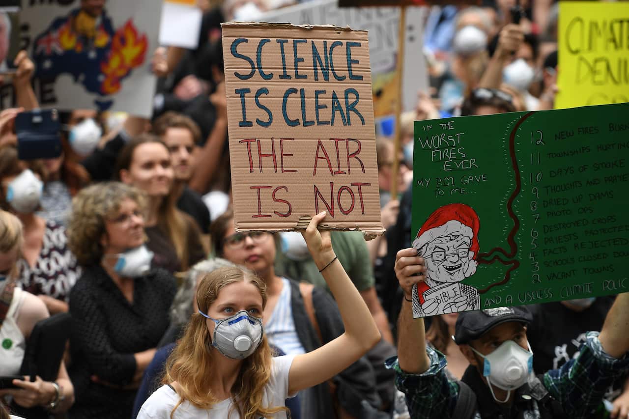 Filter masks were in abundance during the rally. 