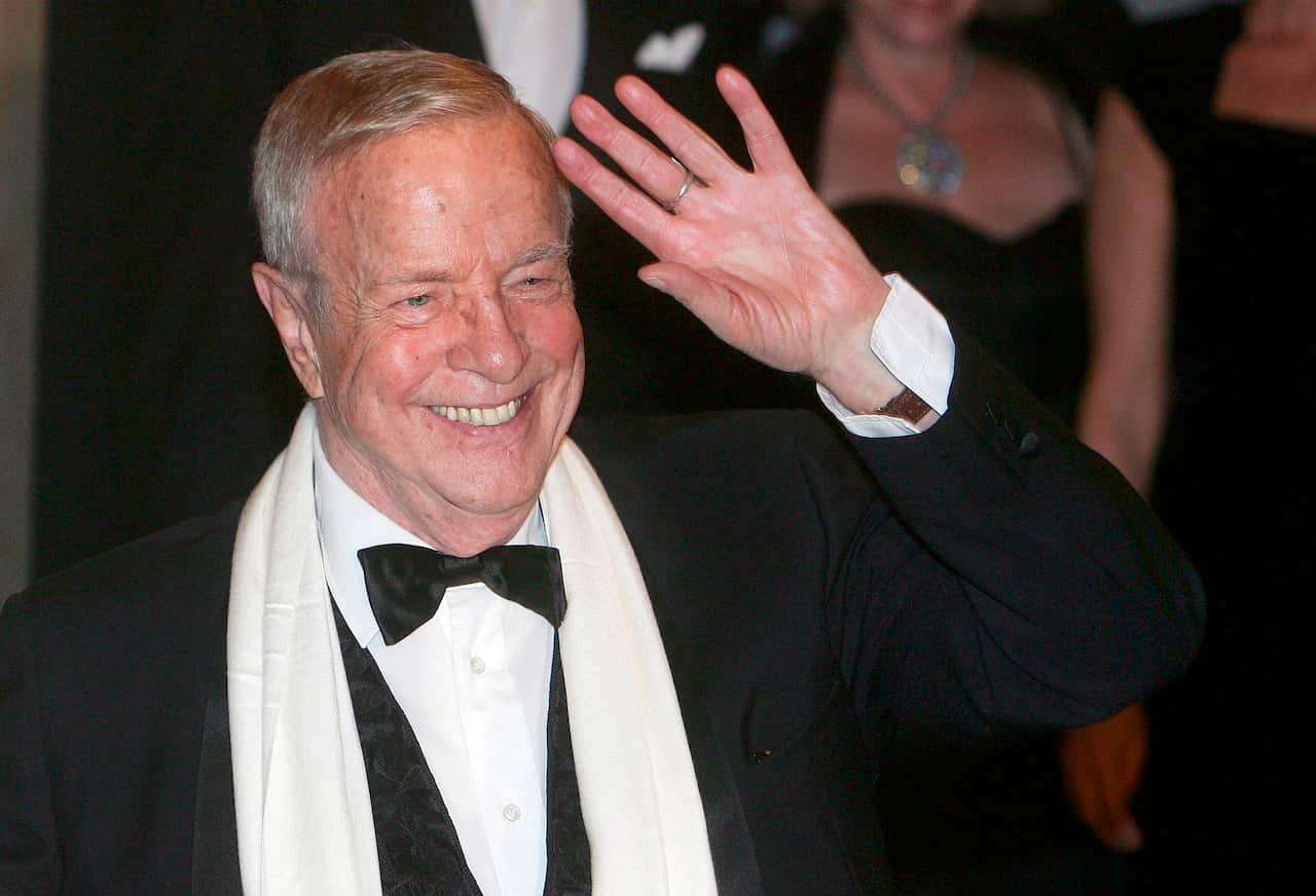 Italian director Franco Zeffirelli poses for photographer during the first interval of "Aida" at the "La Scala" theatre, in Milan in 2006.