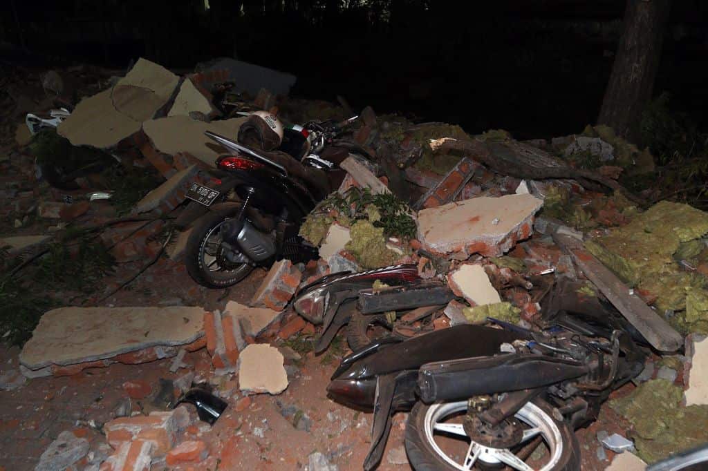 7.0 earthquake hits eastern Indonesia.