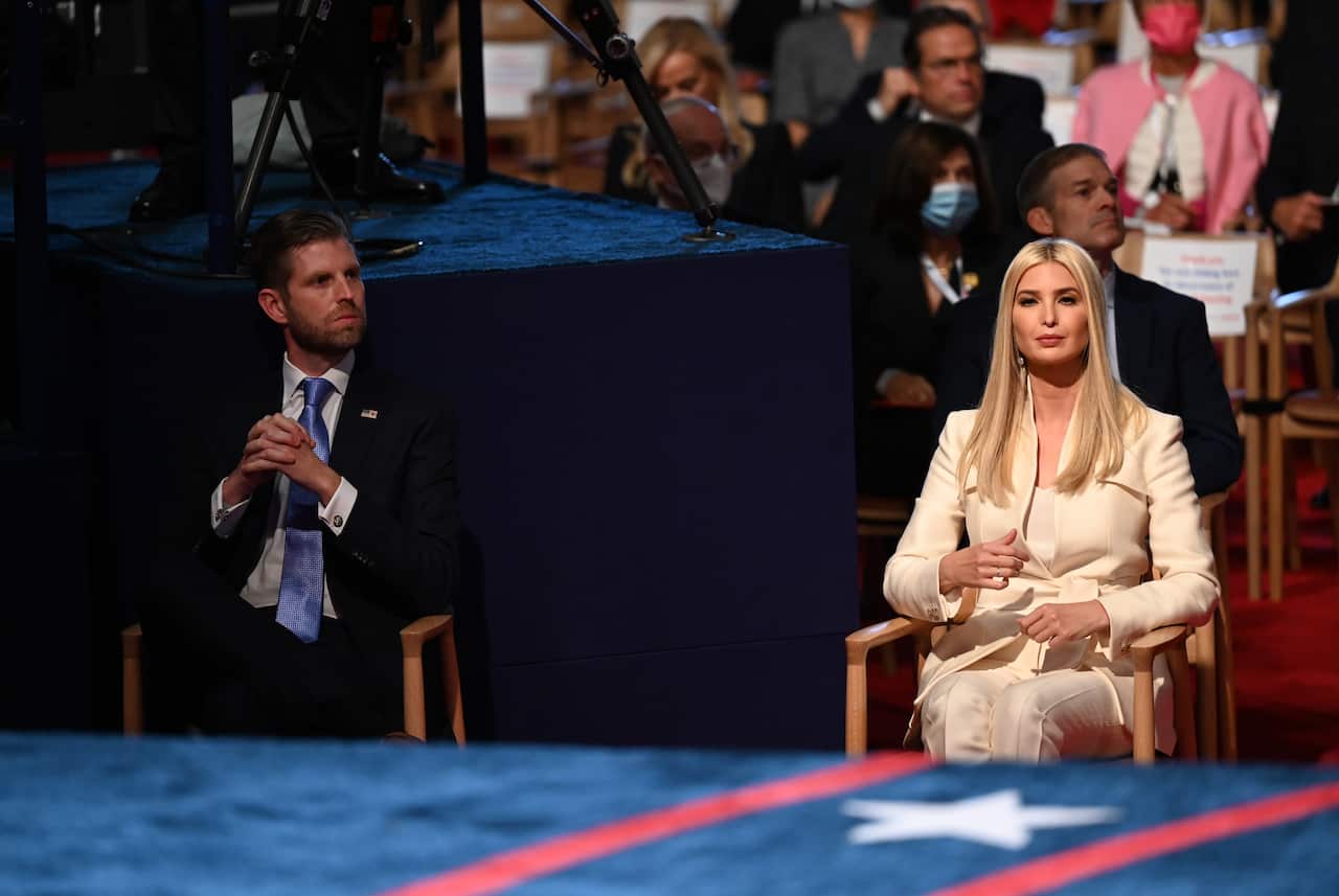 Chris Wallace has criticised Donald Trump’s family for breaking safety rules and removing their masks while in the audience of the first US election debate.