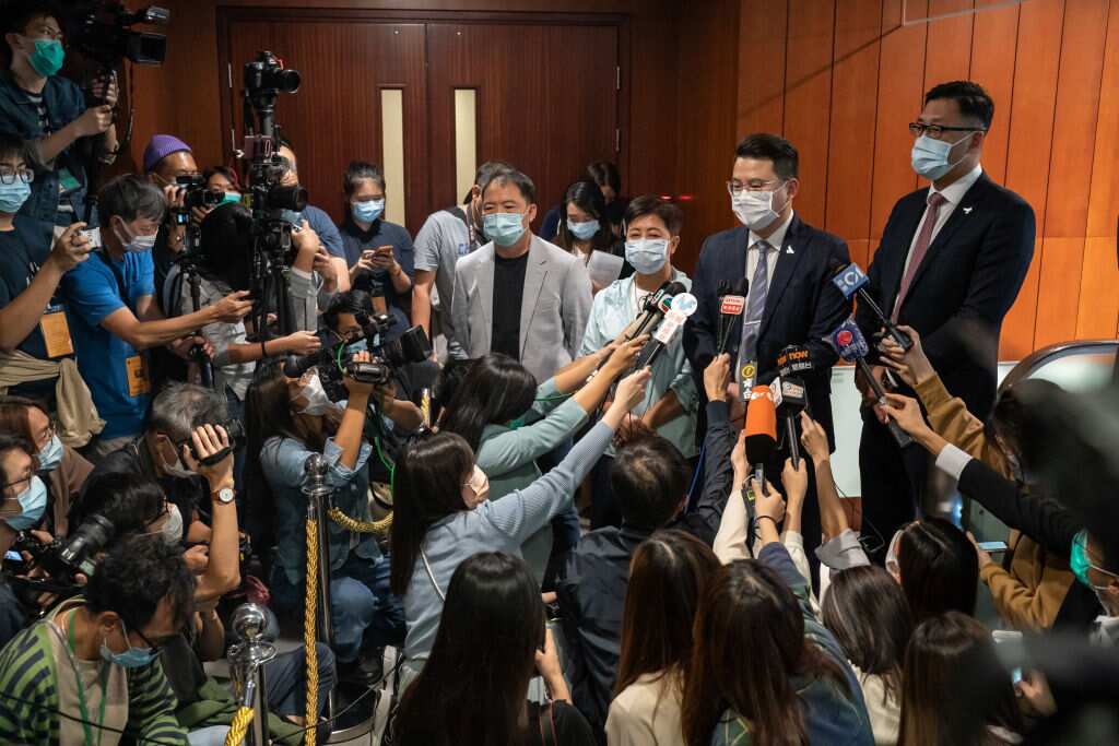 Pro-democracy Lawmakers Resign From Legislative Council En Masse