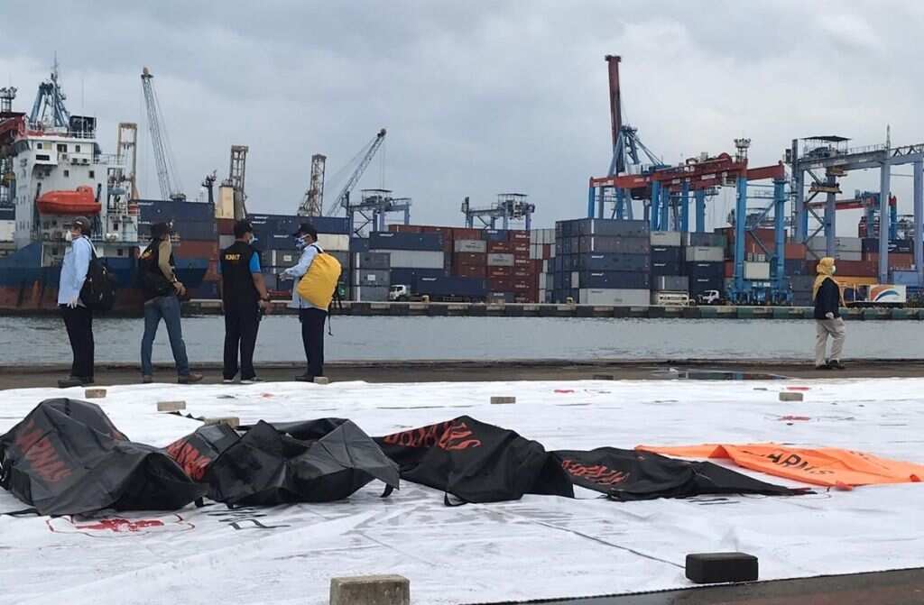 Human remains, wreckage parts pulled from Sriwijaya Airplane crash site in Indonesia.