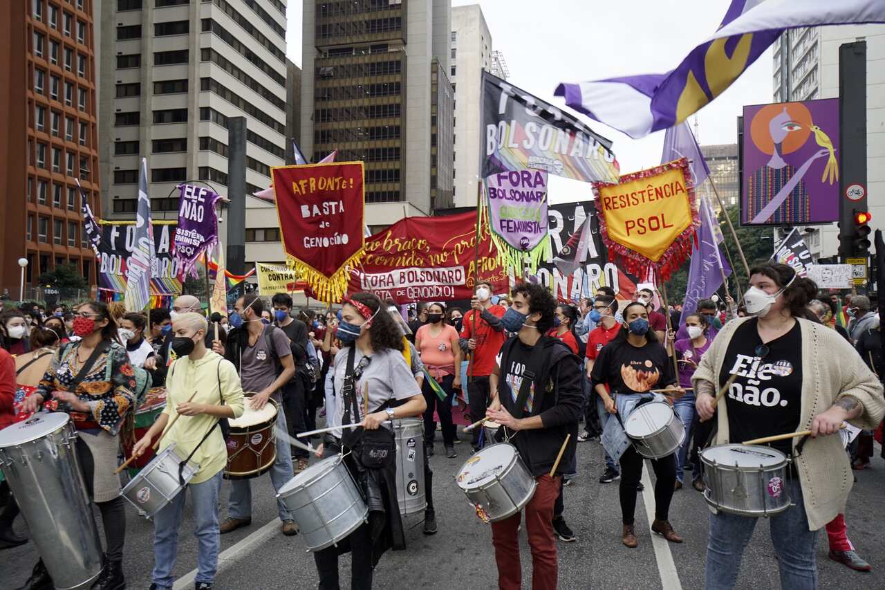 Brazil hits 500,000 COVID-19 deaths amid nationwide protests