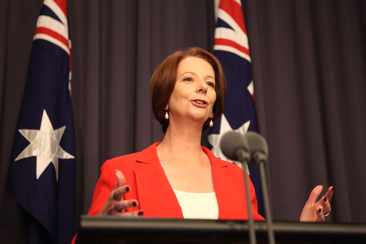 Gillard Defeats Rudd In Leadership Battle