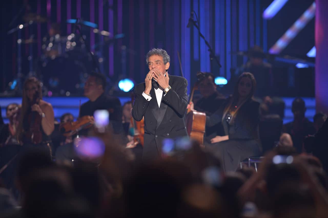 "The Prince of Song" died at the age of 71.