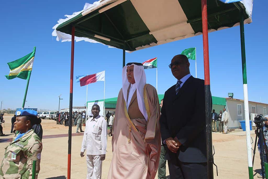Abiodun Oluremi Bashua welcomes Qatar's Deputy Prime Minister Ahmed bin Abdullah al-Mahmud to Darfur in 2015.