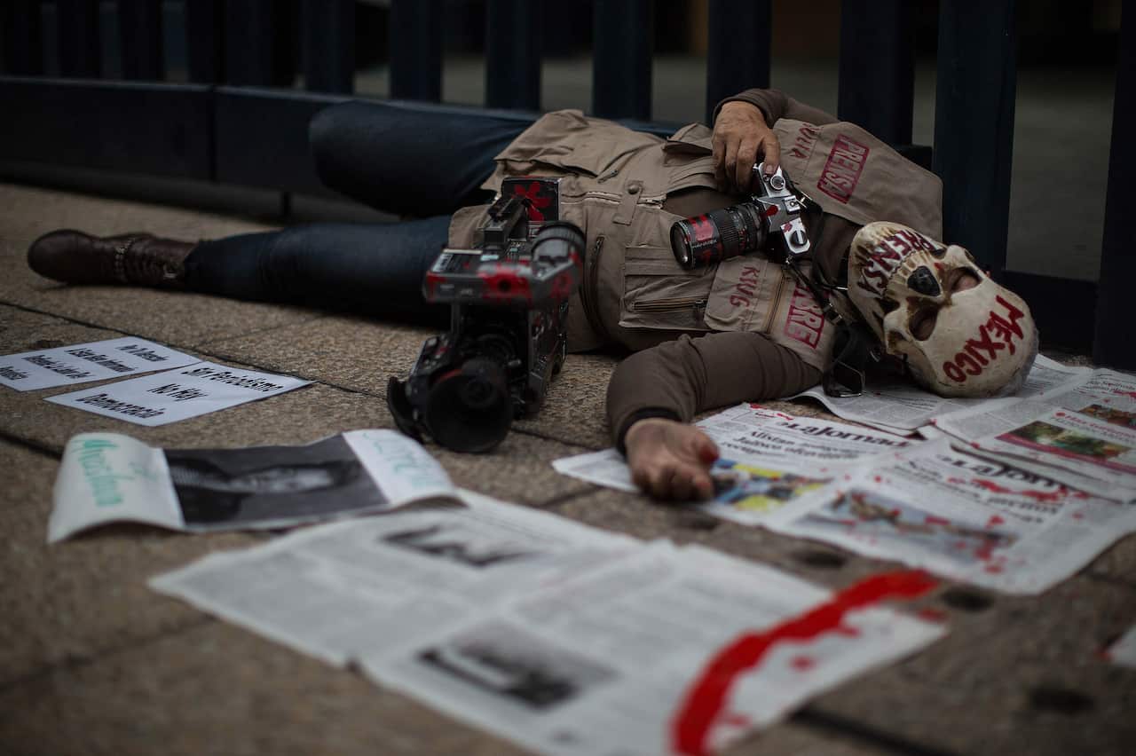 Journalists protest in Mexico City