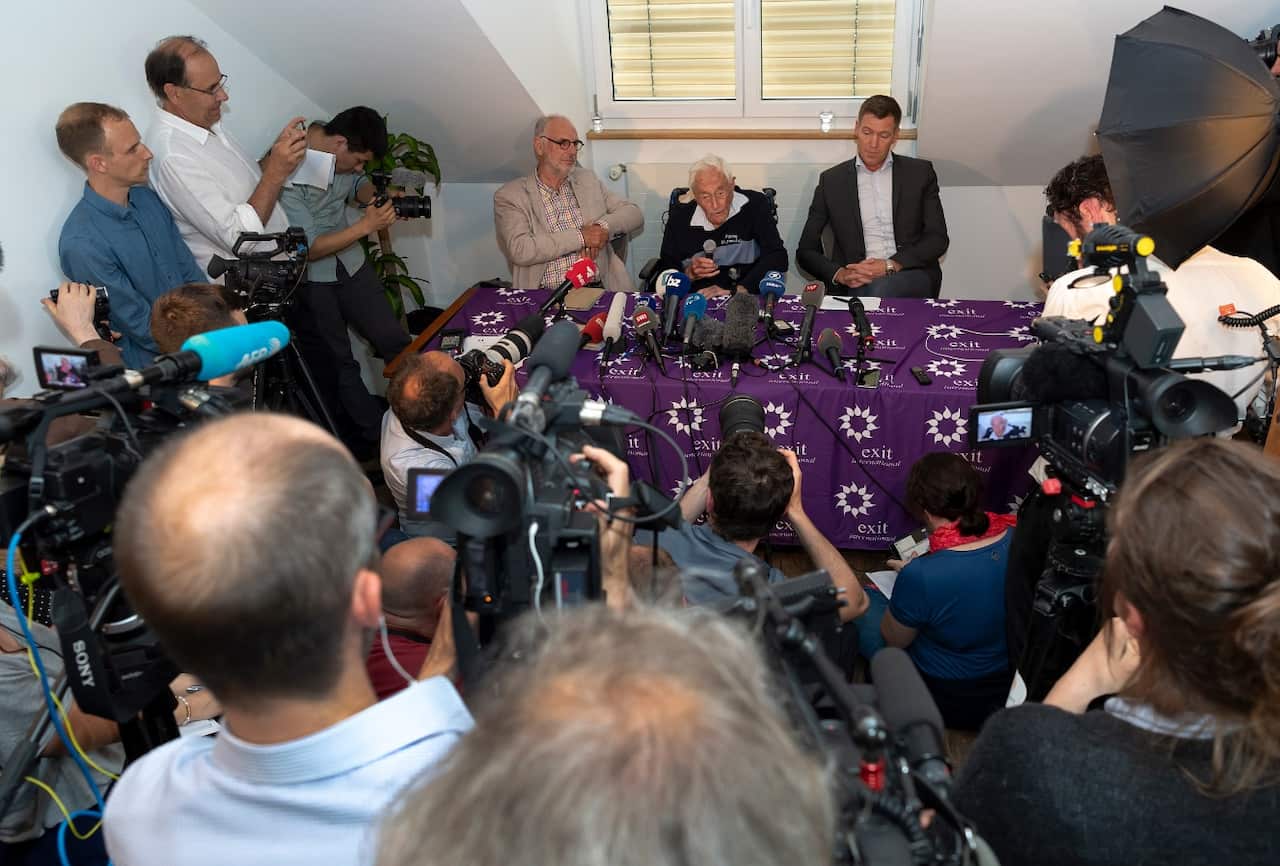 (L-R) Philip Nitschke, founder of the pro-euthanasia group Exit International, Australian scientist David Goodall and lawyer Moritz Gall