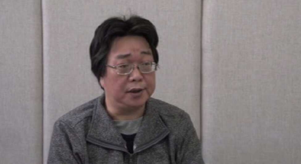 Hong Kong bookseller Gui Minhai making an apparently staged confession on state television after his arrest in 2015. 