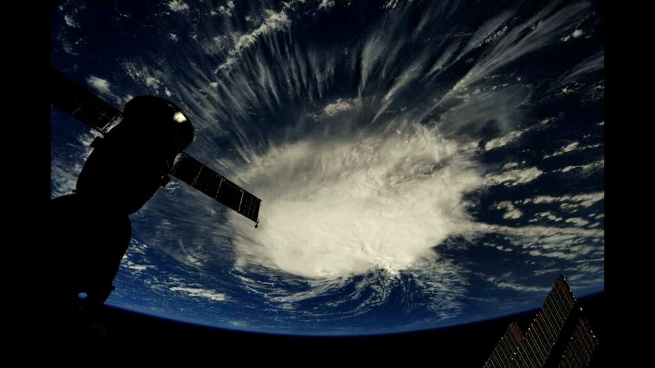 US east coast braces for Hurricane Florence.