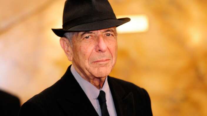 Leonard Cohen. 