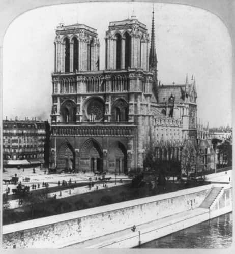 YouTube Fact-Checks the Fire at Notre-Dame With Facts About ... 9/11