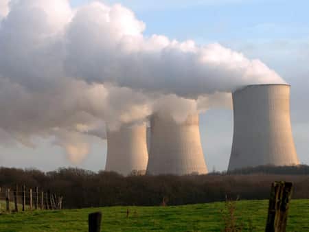 nuclear_france_L_110909_aap_1341166397