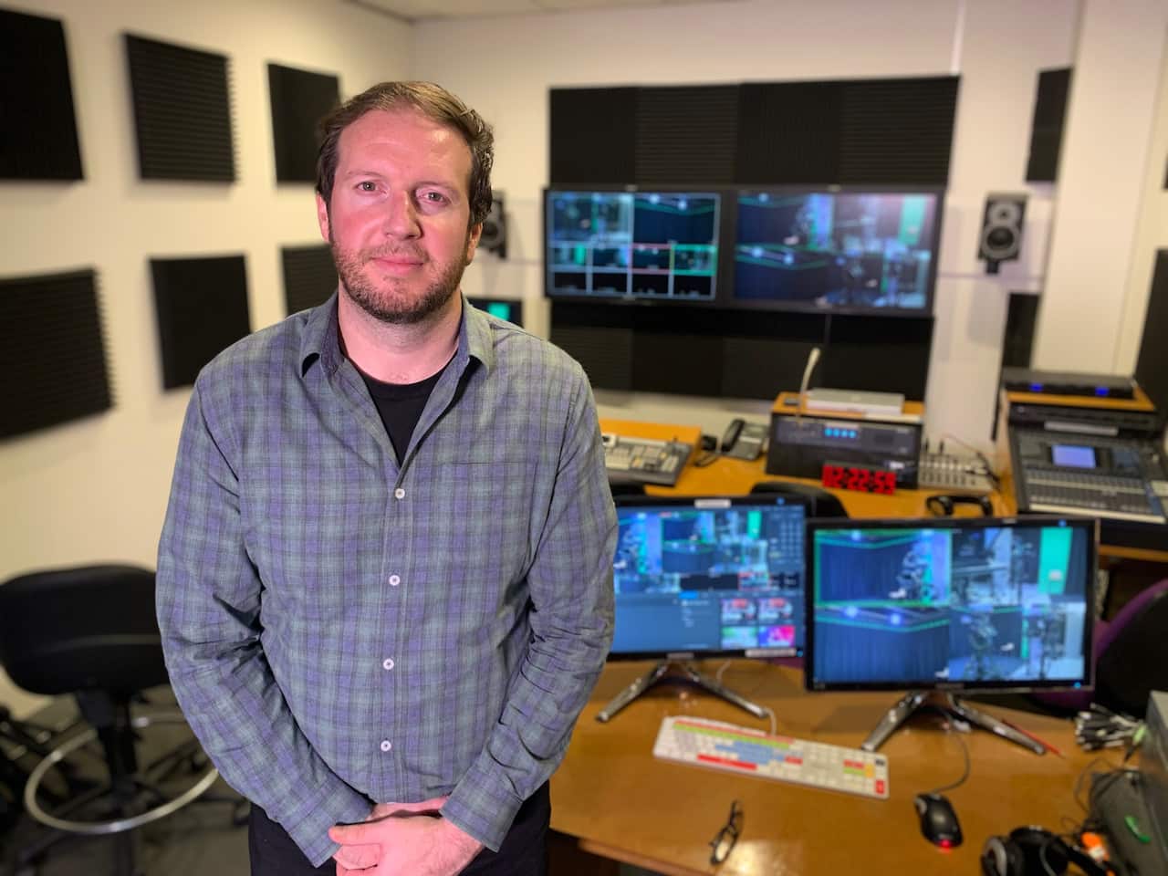 C31 General Manager Shane Dunlop welcomed the news to keep the Community TV sector on the air for at least twelve months.