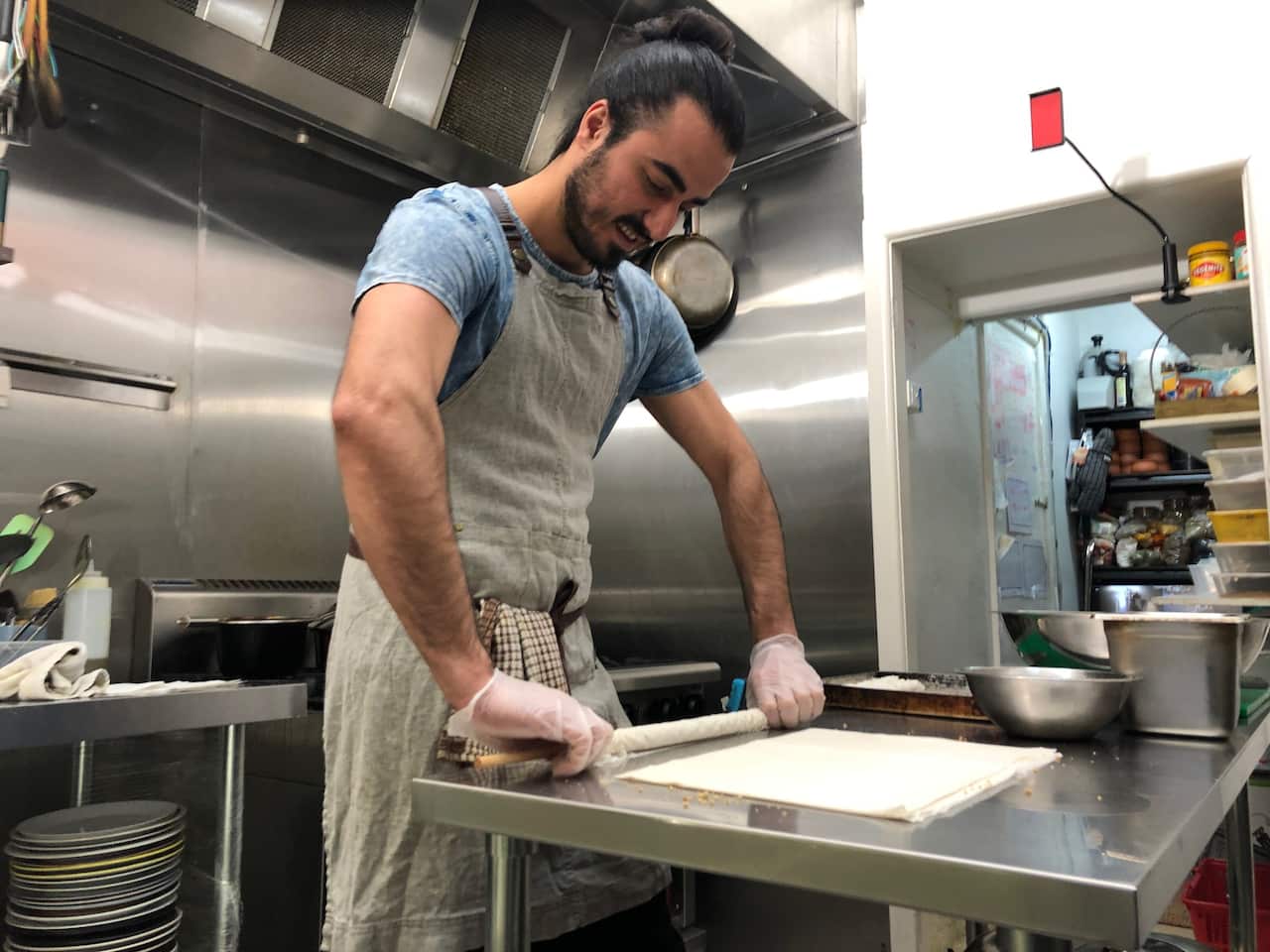 Hamed Allahyari makes baklava