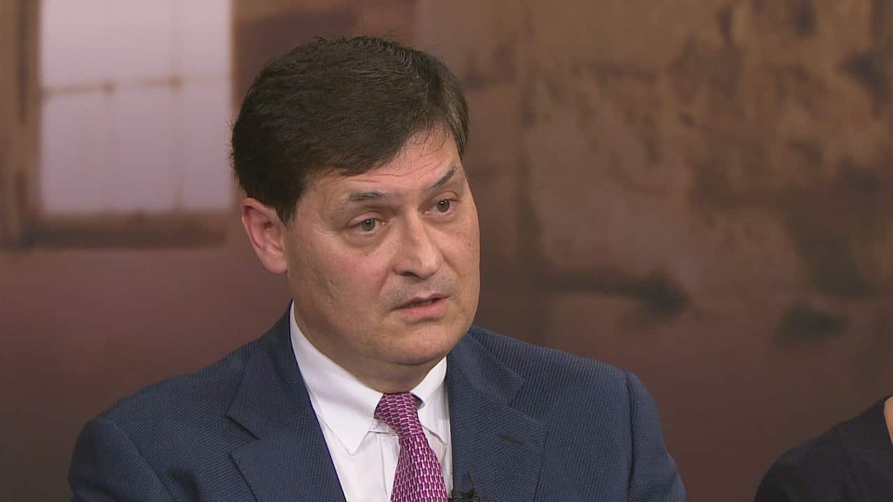 Dr Gino Pecoraro, on Insight.