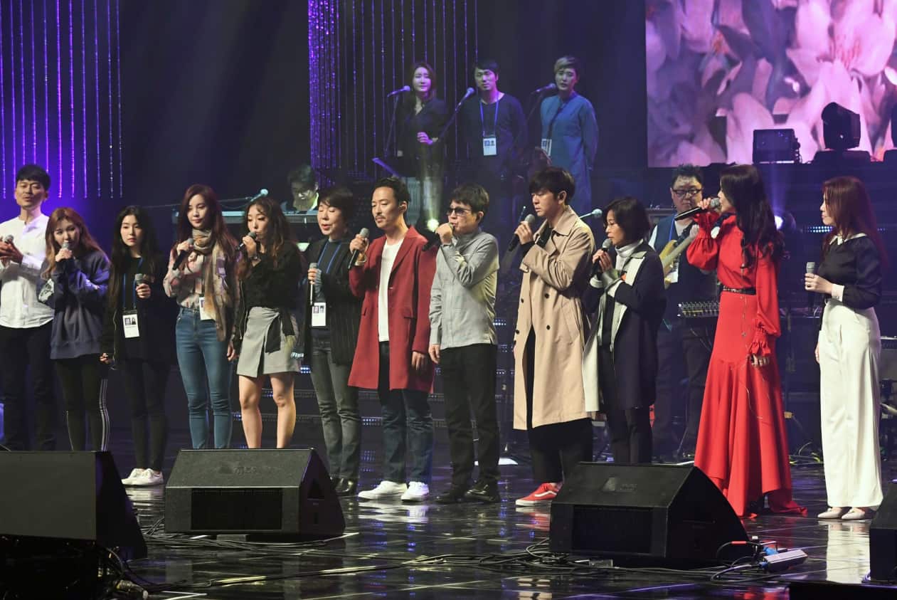 South Korean pop stars rehearse ahead of the concert in Pyongyang. 