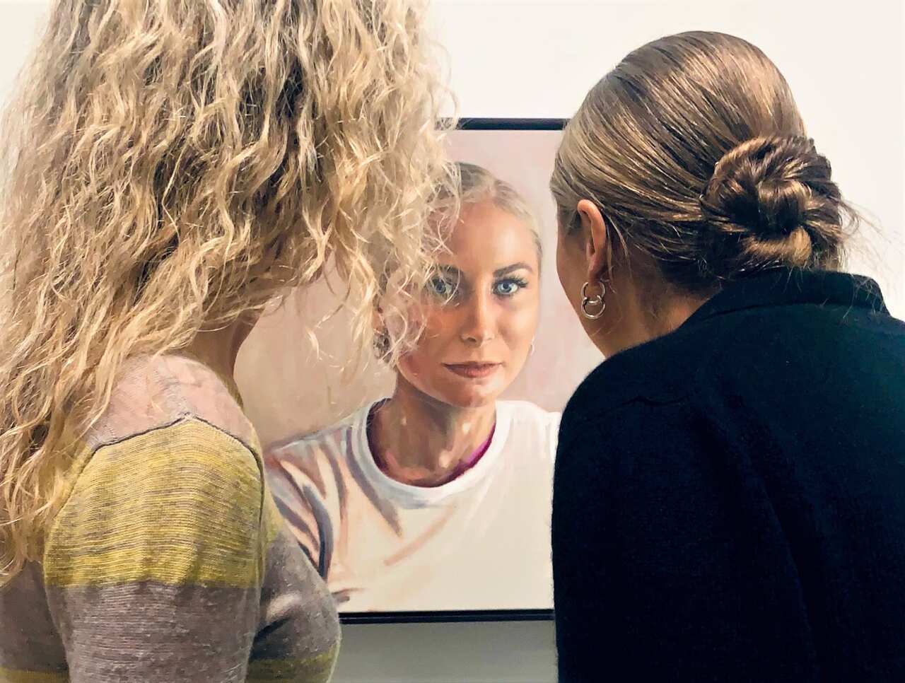 kirsty Neilson and Grace Tame take a closer look at the Archibald portrait.