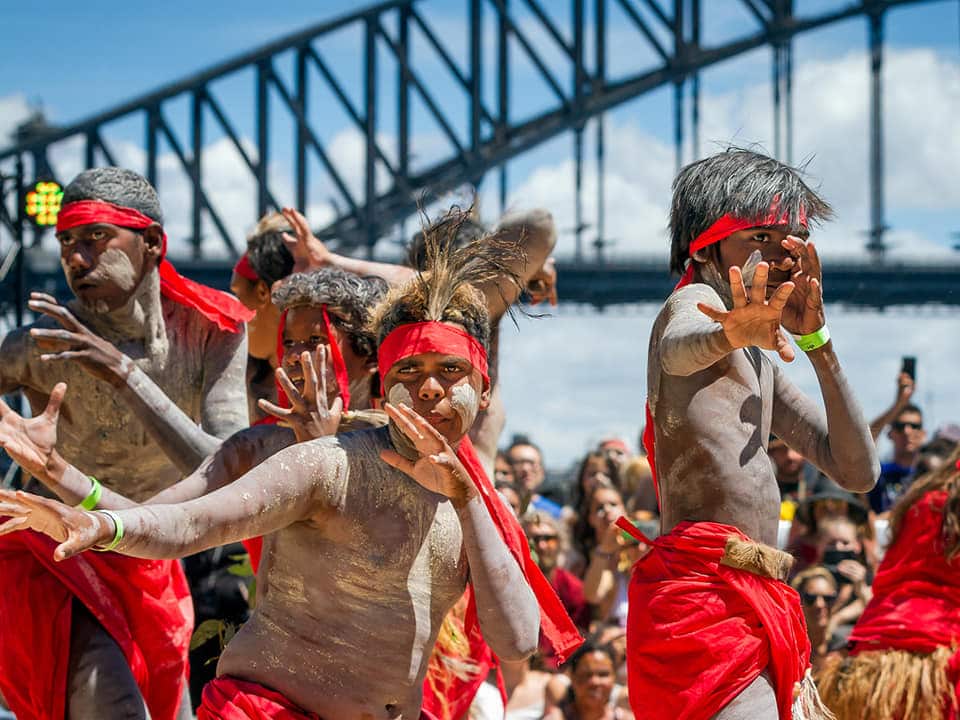 Woorabinda dancers cultivate local leaders