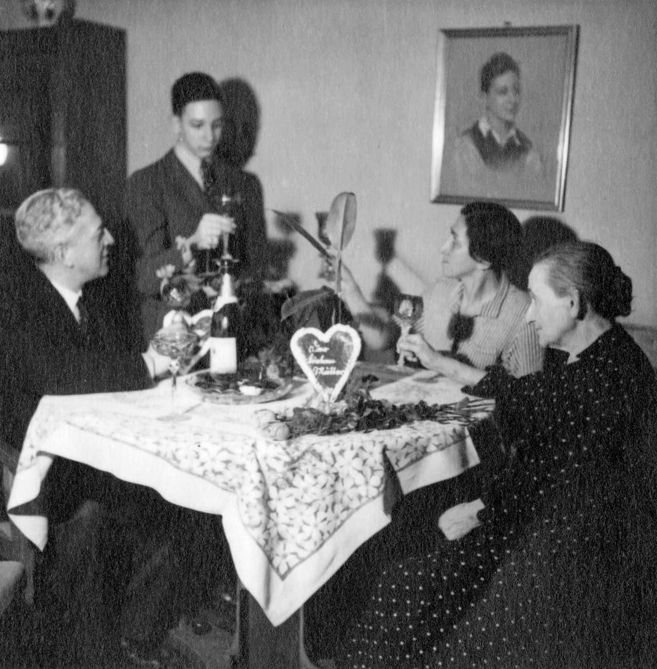 Gerd Bernstein gathers with his family around the dinner table for their 'last supper.'
