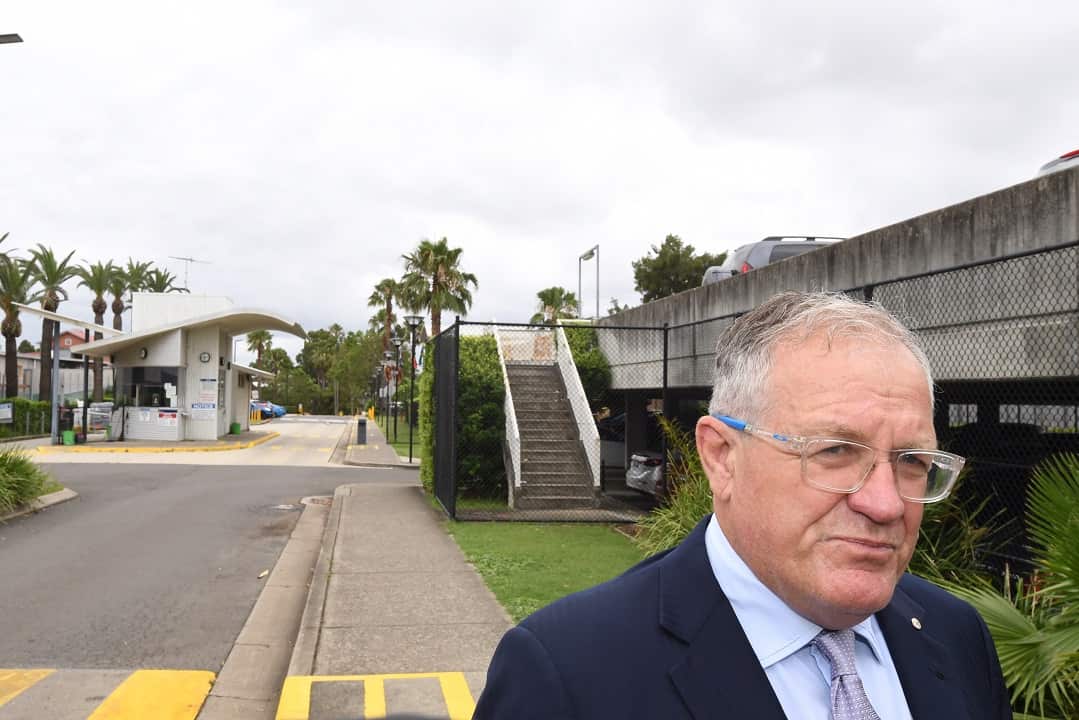 Greg Walsh, the lawyer for accused murderer Chris Dawson arrives at Silverwater Correctional Centre in Sydney.