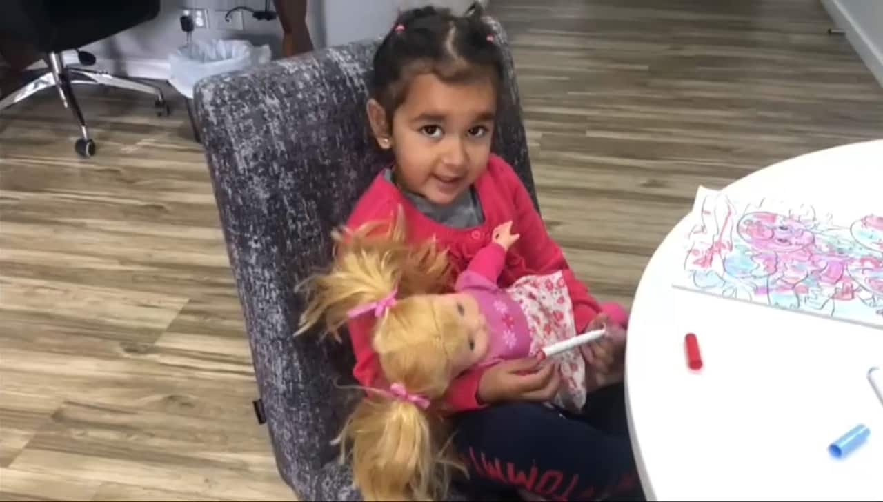 Three-year-old Ashlyn Romana has now been reunited with her mother after help from a stranger. 