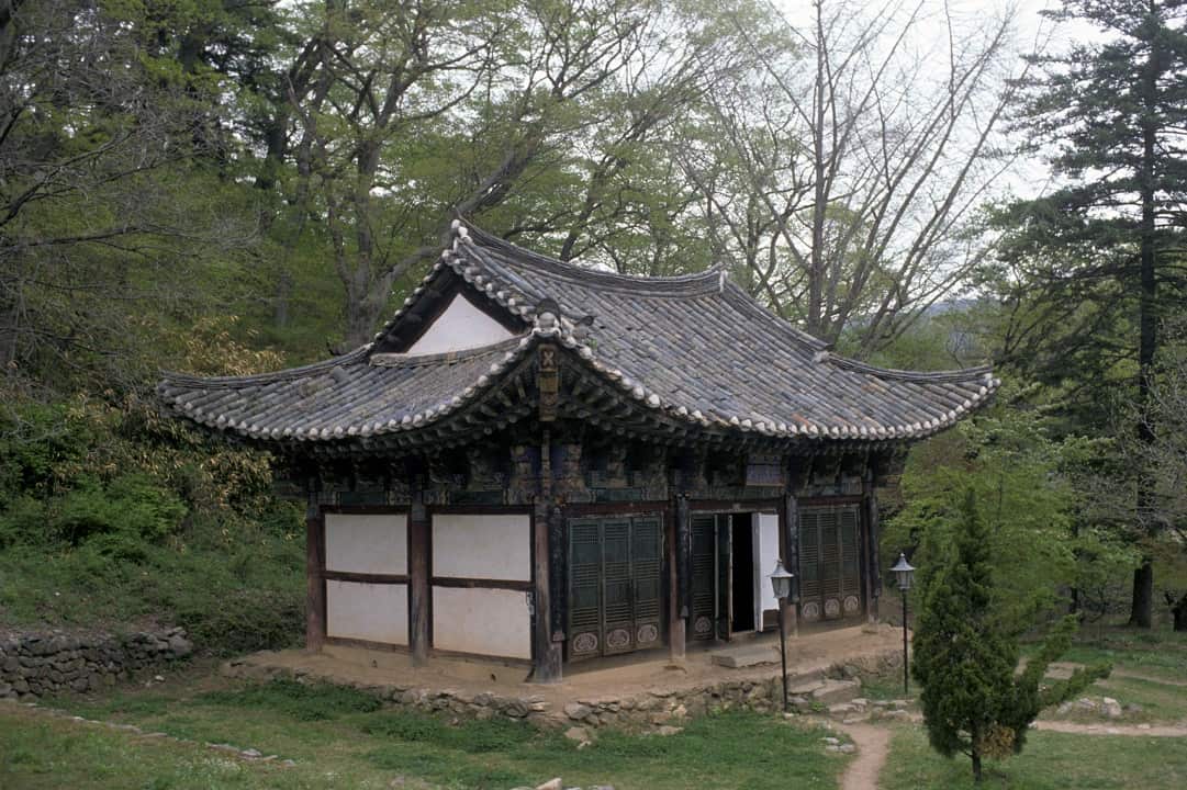 Magoksa, in the vicinity of Kyonju, South Korea.