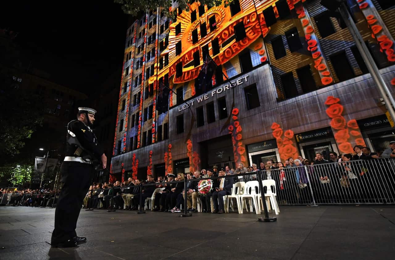 A member of the Catafalque Party stands near the Cenotaph during the ANZAC Day Dawn Service at Martin Place in Sydney on Tuesday, April 25, 2017. (AAP)