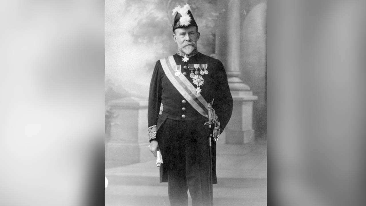 Sir William MacGregor