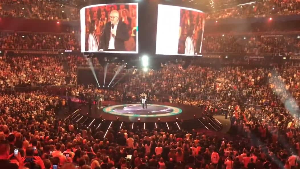 More than 21,000 people packed into the Sydney's Qudos Bank Arena joined Prime Minister Scott Morrison in prayer.