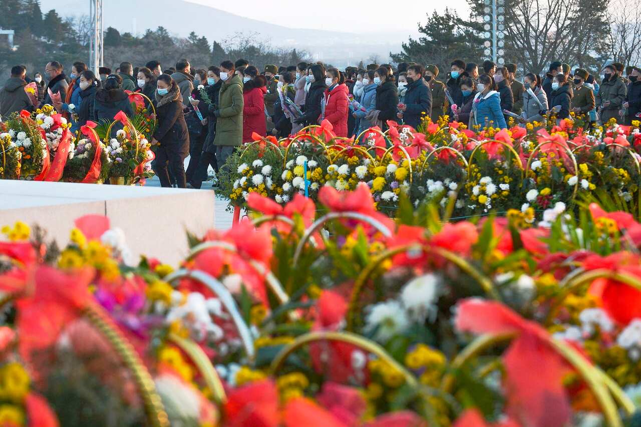 People visit Mansu Hill in Pyongyang to mark the 10th anniversary of the death of Kim Jong Il.