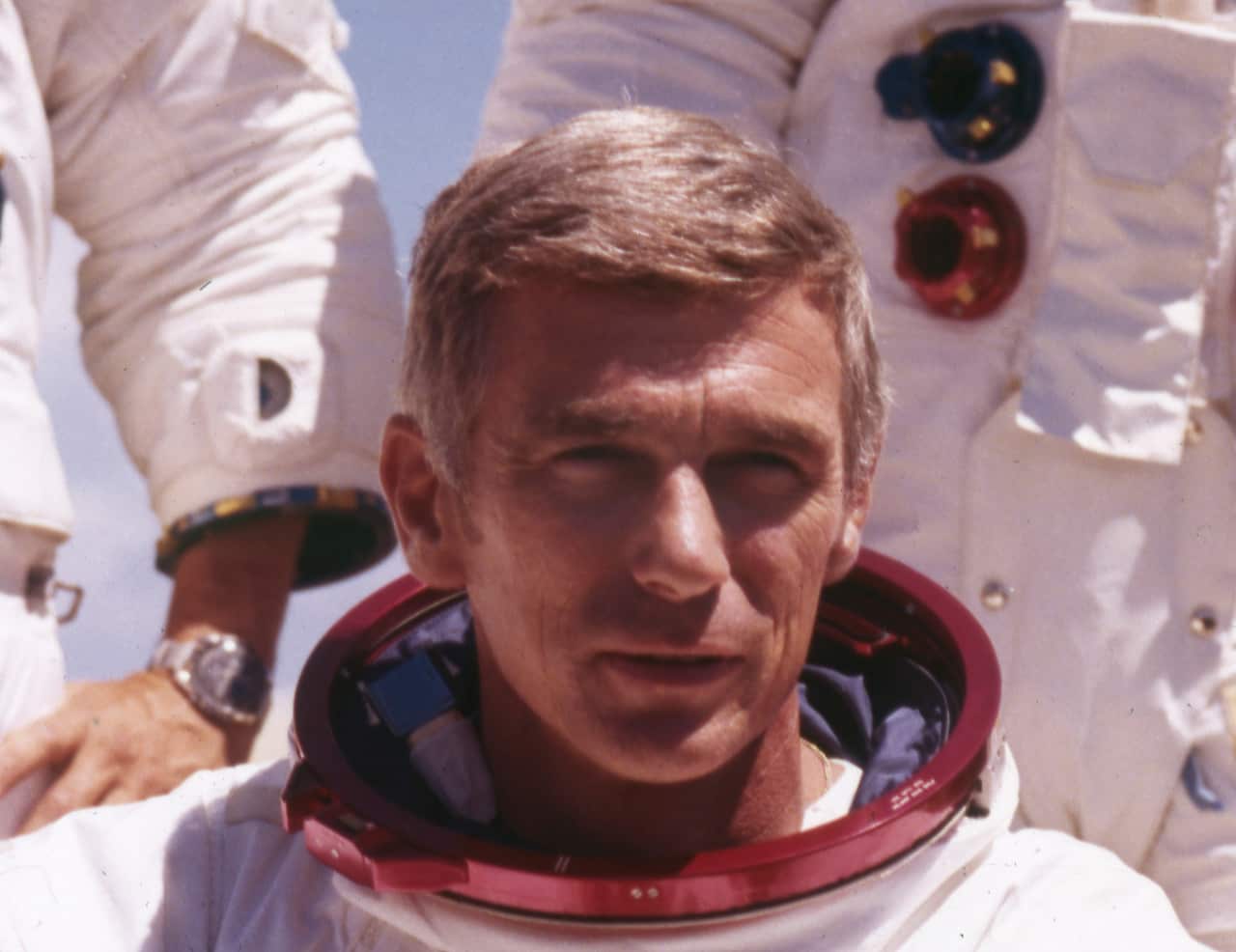 File image of US American navy commander and astronaut for the upcoming Apollo 17, Eugene Cernan, is pictured in his space suit (Foto von 1972).
