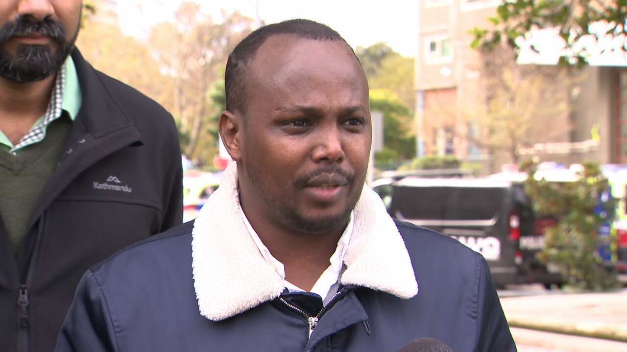 Australian African Association president Nasa Ige says members of the community have stepped in to provide translation and arrange the delivery of meals.