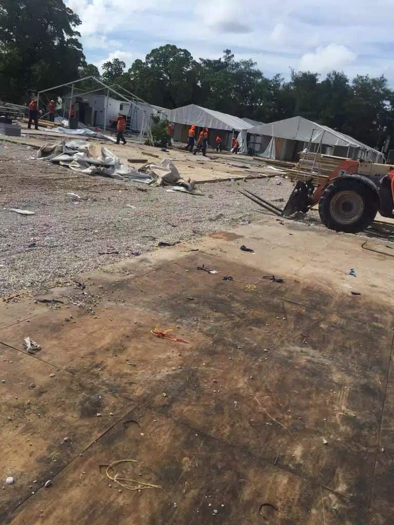 Last minute efforts are underway on Nauru to get all families and children out of the mouldy tents of RPC.