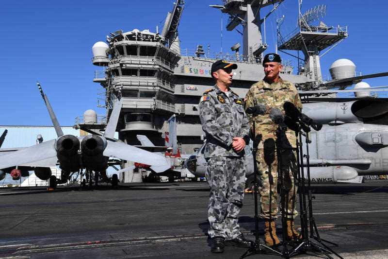 Commander of Joint Operations Australian Defence forces, Vice Admiral David Johnston (left) and US Army in the Pacific commander General Robert Brown.