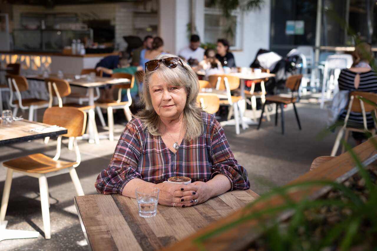 Noni Hazlehurst says that generalising about older Australians needs to stop. 