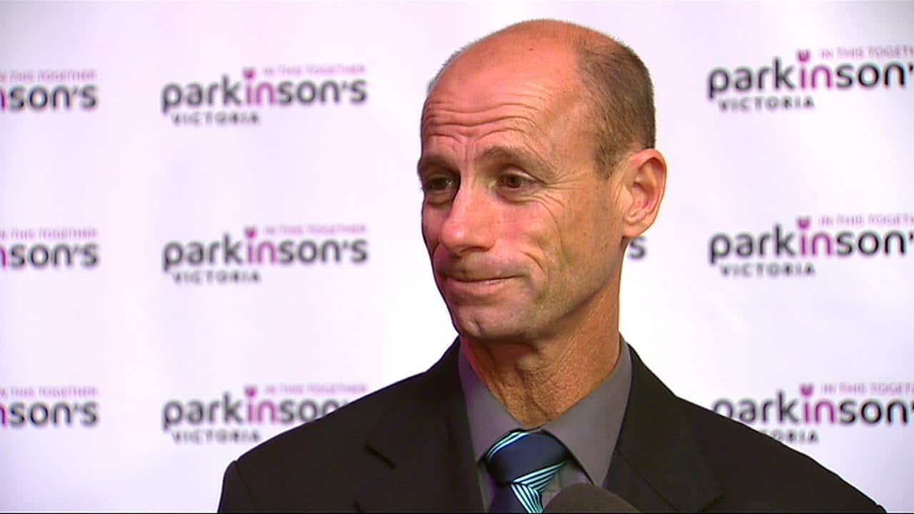 Olympian Steve Moneghetti helps to care for his mother