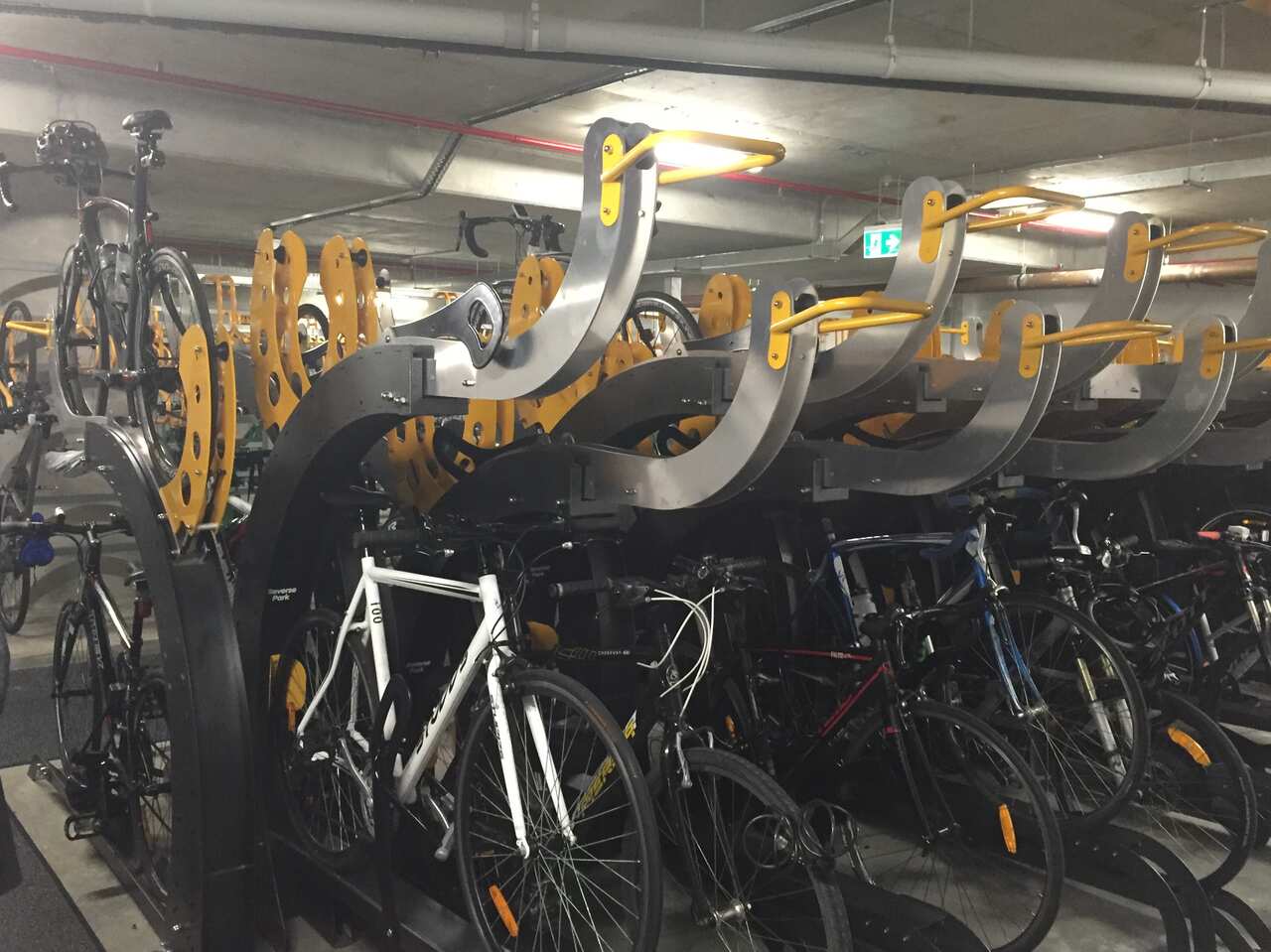 Bicycle hub at International Tower 2