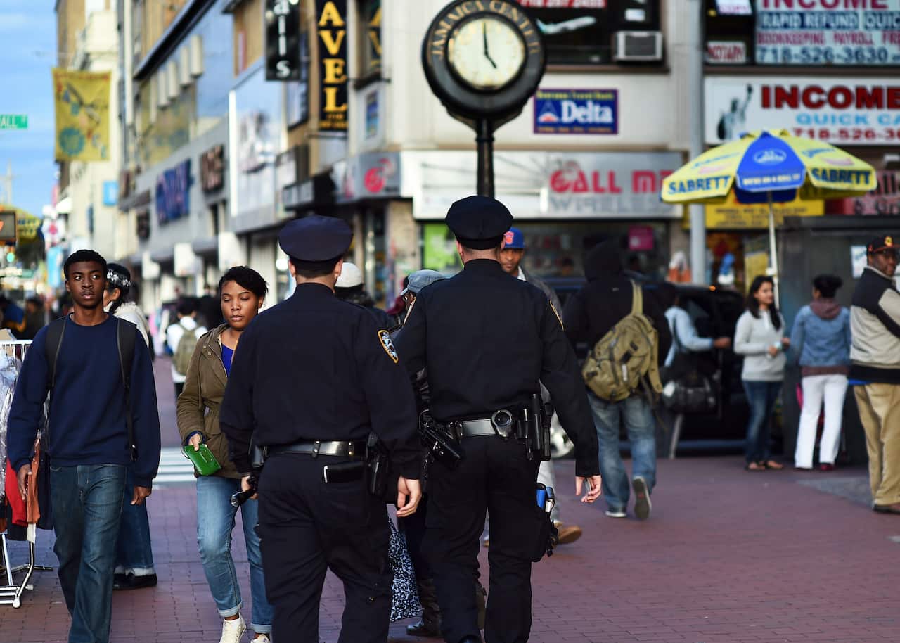 police_hatchet_ny_2_-_241014_aap.jpg