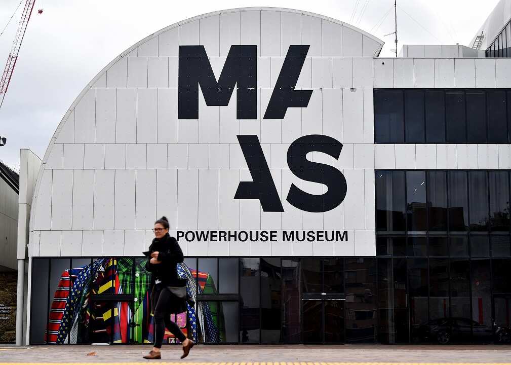 Labor has pledged to stop the Powerhouse move to Parramatta instead saying it would build a $500 million cultural institution in Sydney's west.